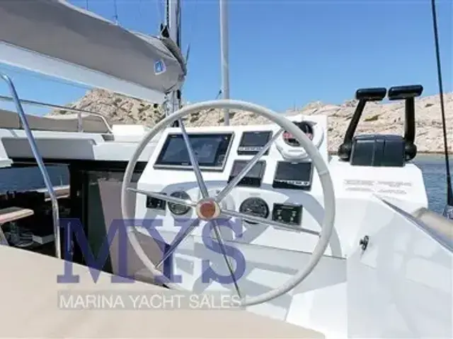 Fountaine Pajot Astrea 42