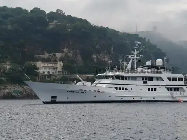 Displacement Twin Screw Motor Yacht Husumer Schiffswerft 176