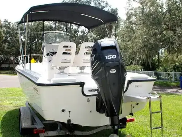 Boston Whaler 190 Outrage