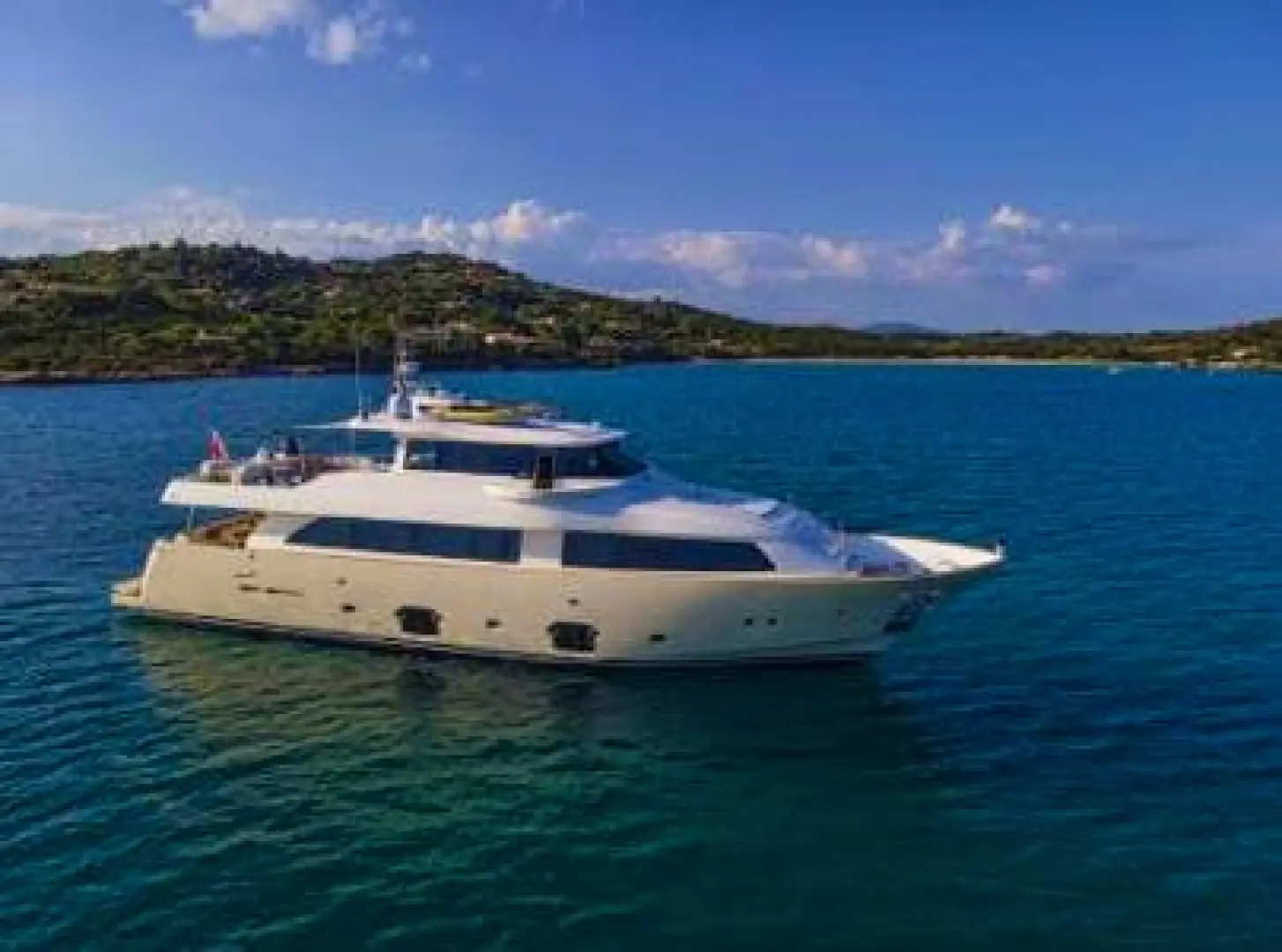 2009 Ferretti custom line navetta 26