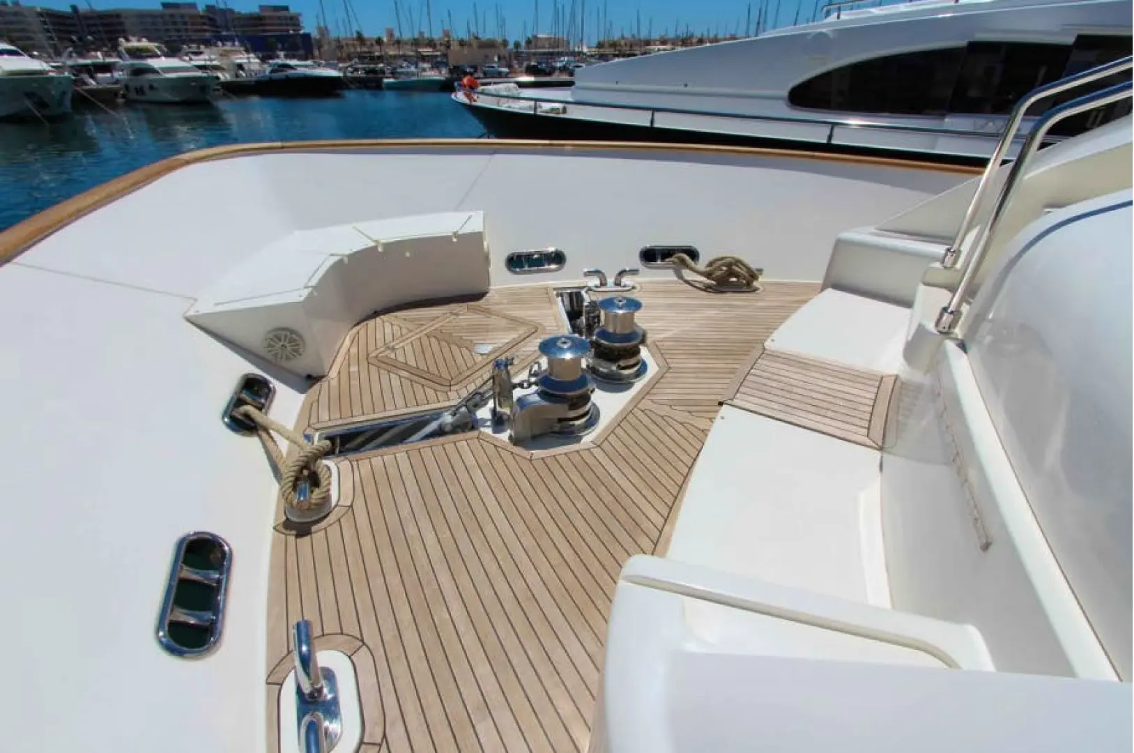 2009 Ferretti custom line navetta 26