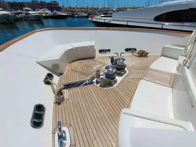 Ferretti Yachts Custom Line Navetta 26