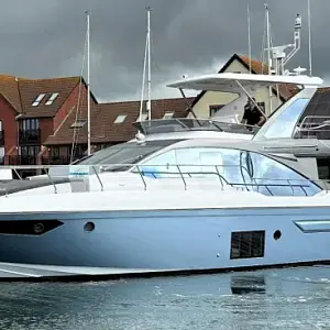 2022 Azimut Flybridge 50 TTop