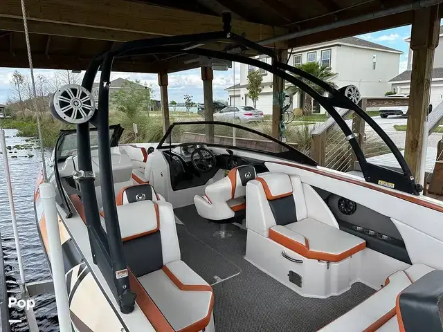 Scarab 255 Impulse