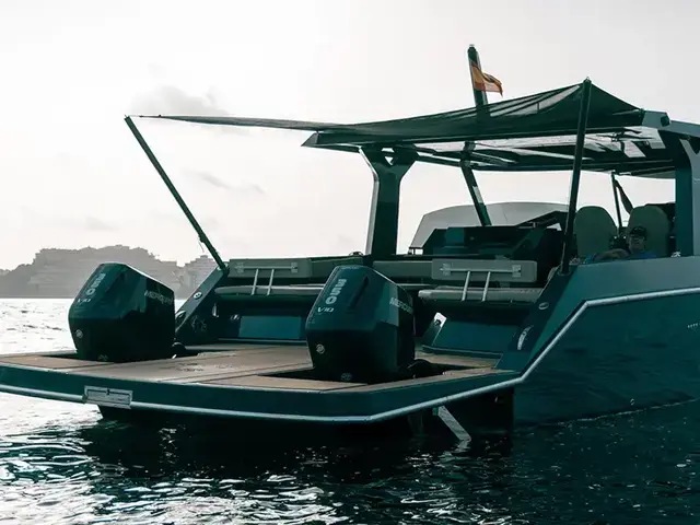 Tesoro Yachts T38 Power Cat