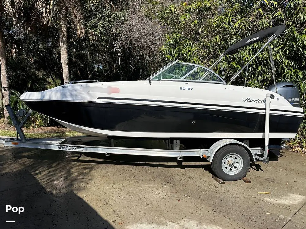 2016 Hurricane sundeck 187