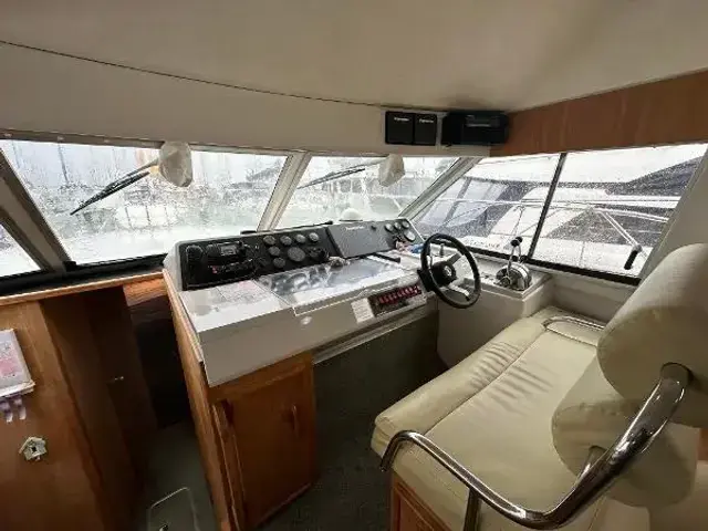 Fairline Sedan 36