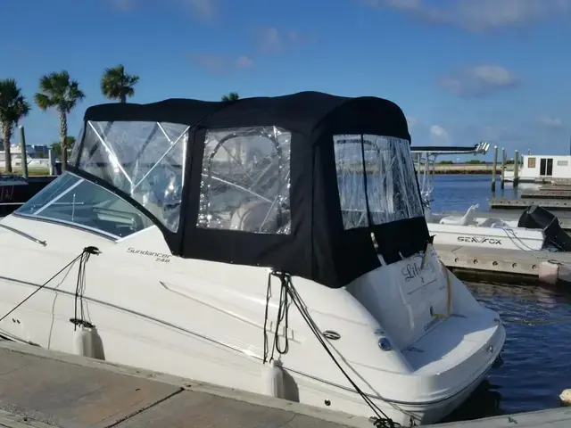 Sea Ray 240 Sundancer