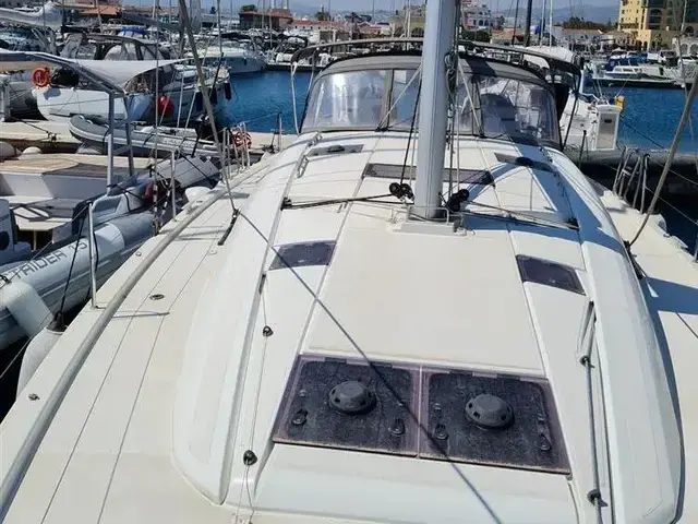 Jeanneau 51 Yacht