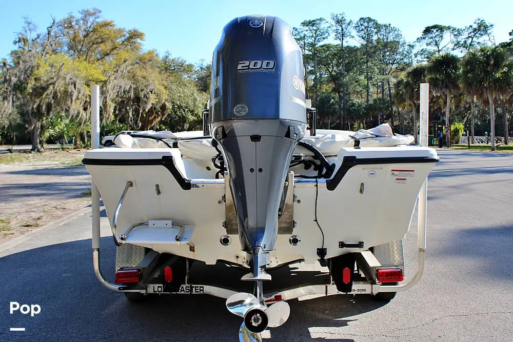 2010 Mako 2201 inshore