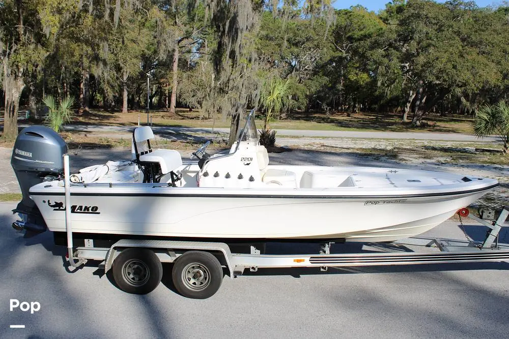 2010 Mako 2201 inshore