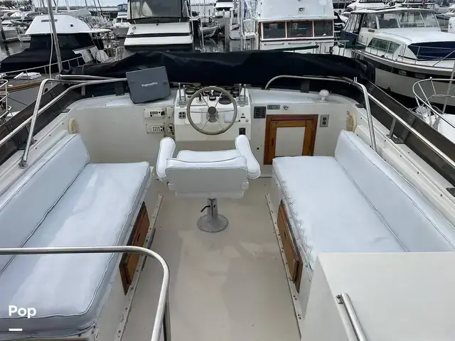 Californian 43 Cockpit Motor Yacht