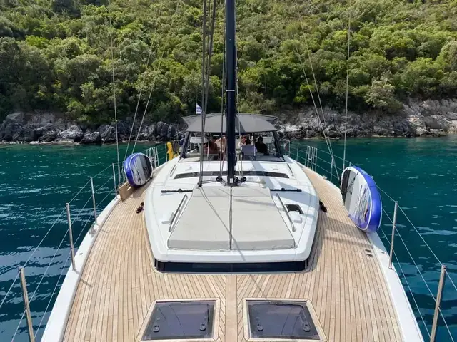 Beneteau Oceanis Yacht 62