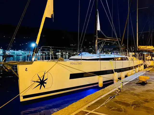 Beneteau Oceanis Yacht 62