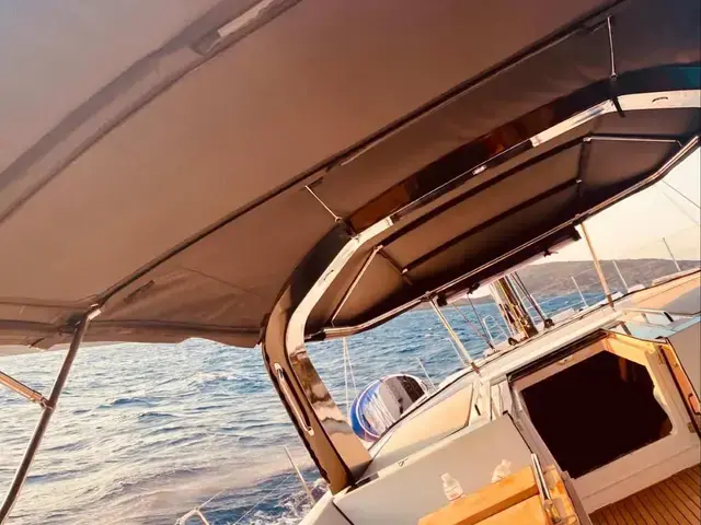 Beneteau Oceanis Yacht 62