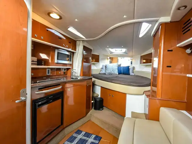 Sea Ray 330 Sundancer