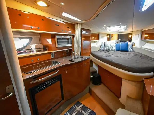 Sea Ray 330 Sundancer