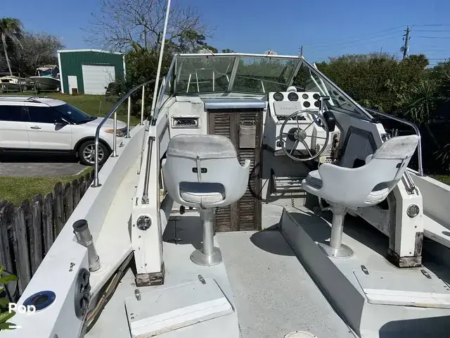 Wellcraft Sportsman 230