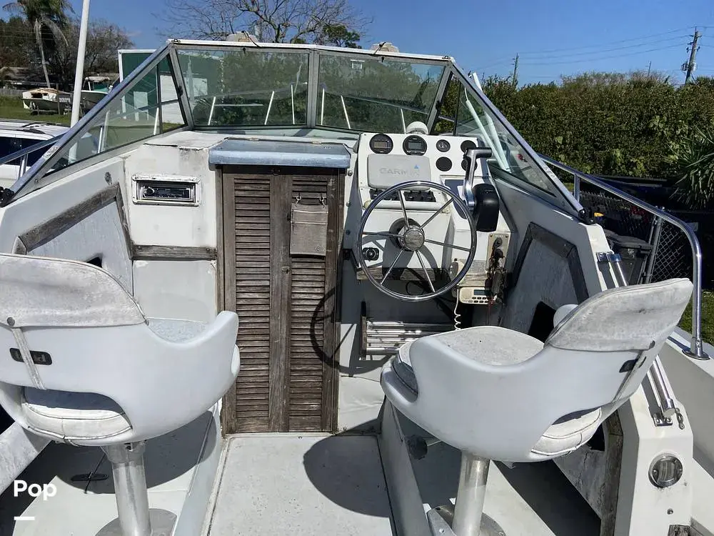 1986 Wellcraft sportsman 230