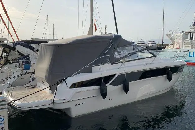 2020 Bavaria s36 open