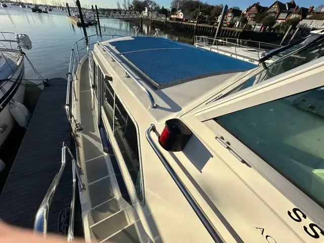 Aquastar 38 Ocean Ranger