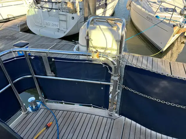 Aquastar 38 Ocean Ranger