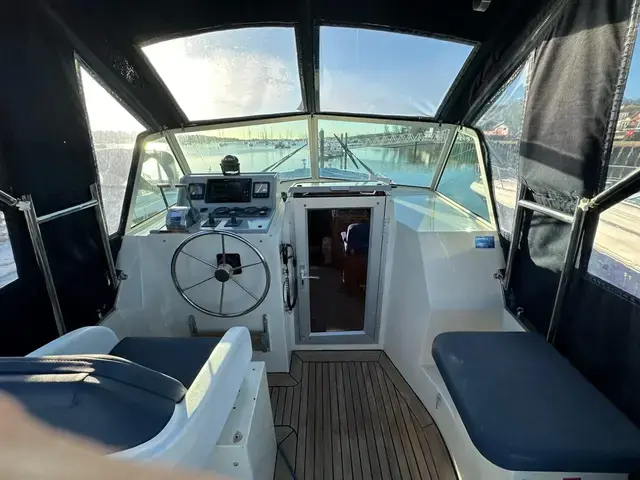 Aquastar 38 Ocean Ranger