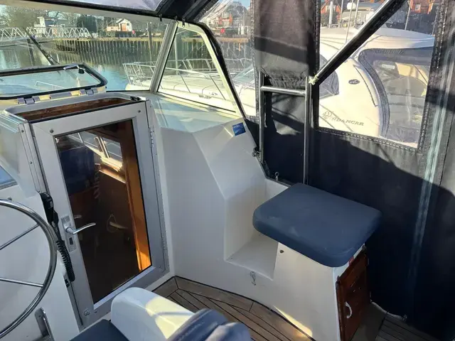 Aquastar 38 Ocean Ranger