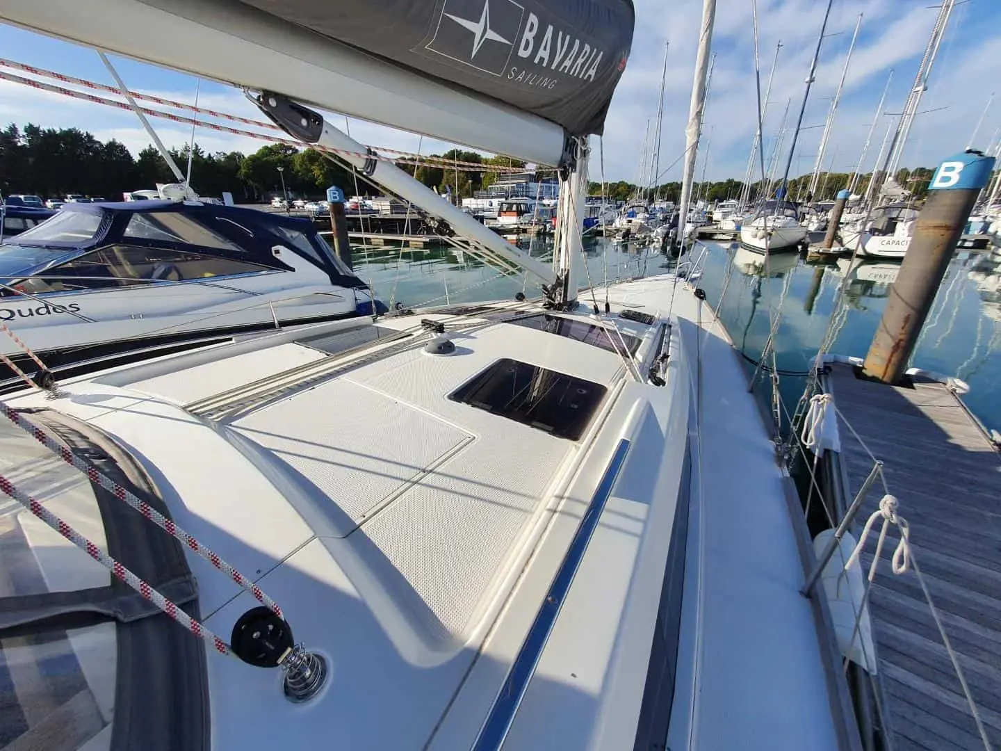 2020 Bavaria vision 42