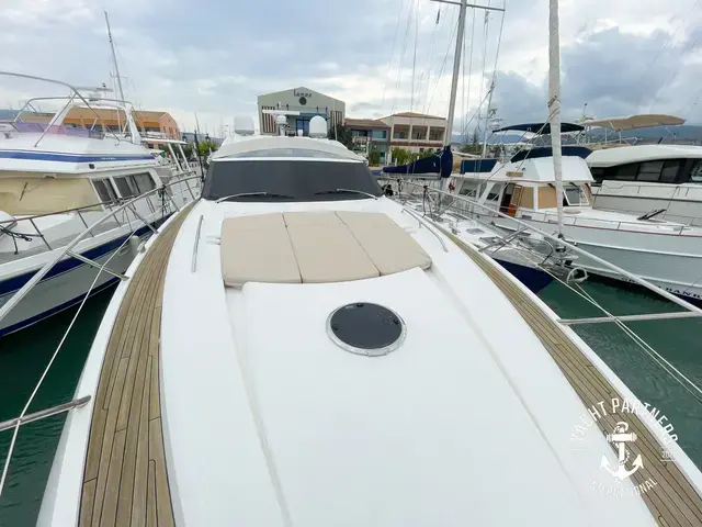 Sunseeker Predator 60