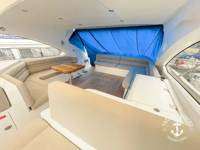 Sunseeker Predator 60