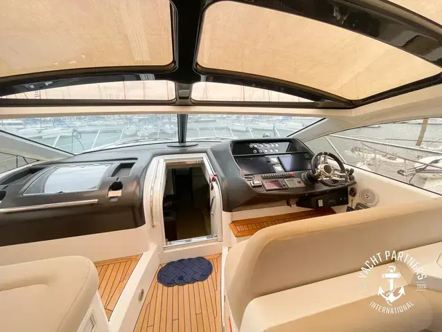 Sunseeker Predator 60