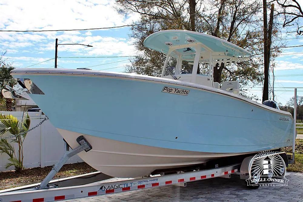 2023 Cobia Boats 280 cc