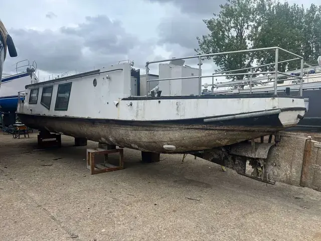 Dutch Barge