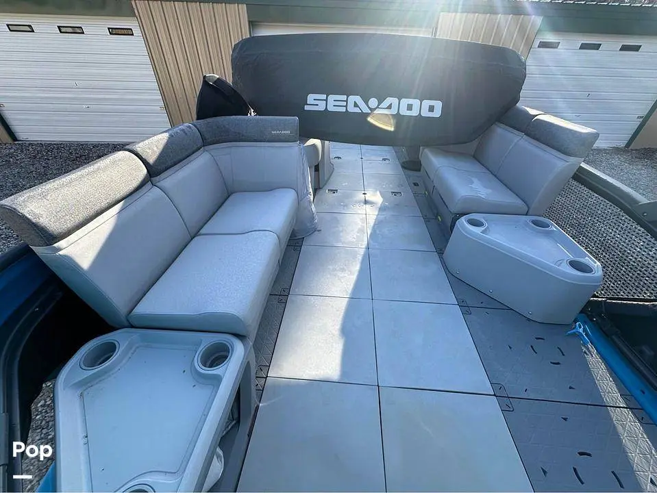 2022 Sea-doo 21 switch cruise