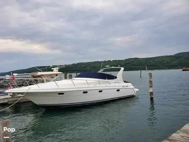 Cruisers Yachts 3375 Espirit