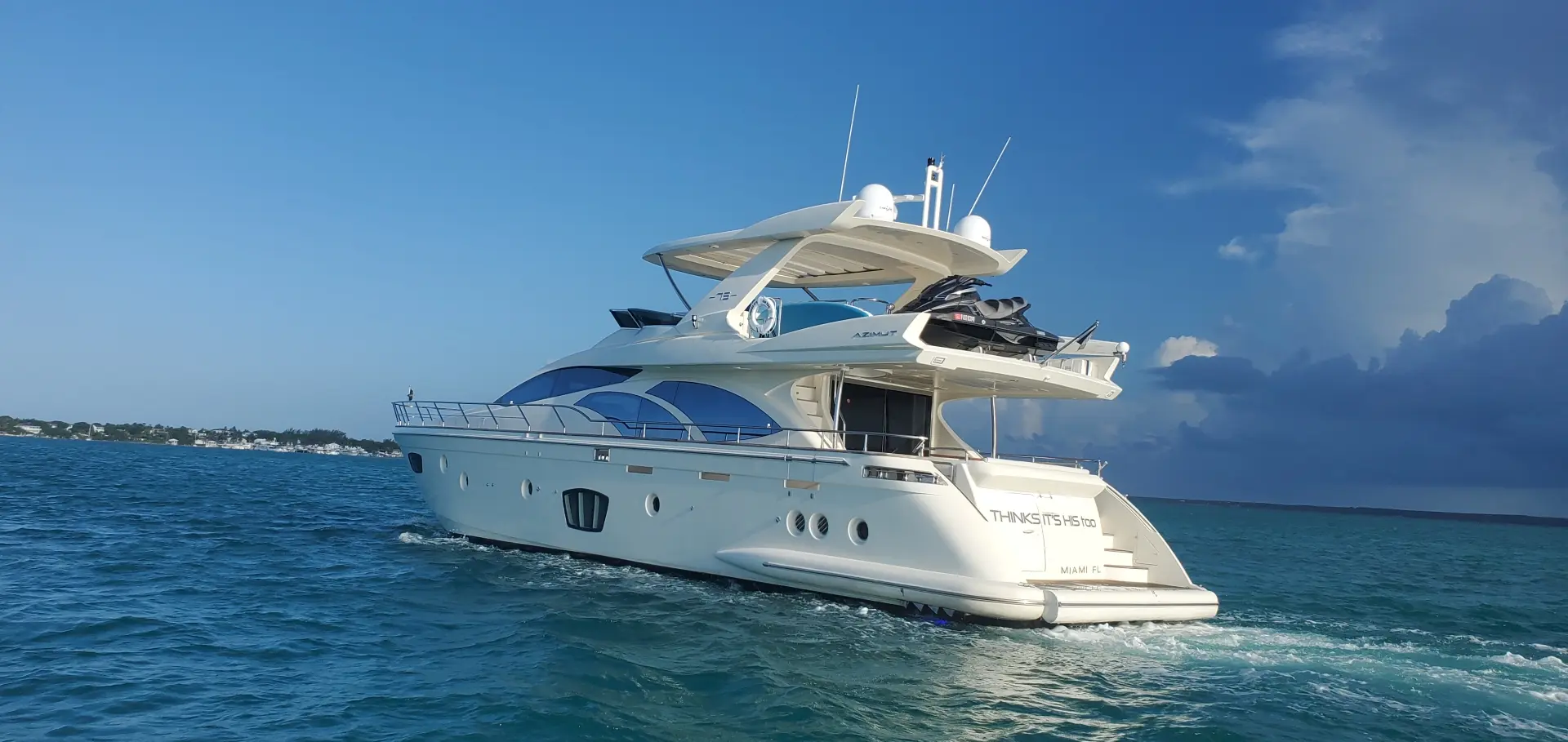 2008 Azimut flybridge