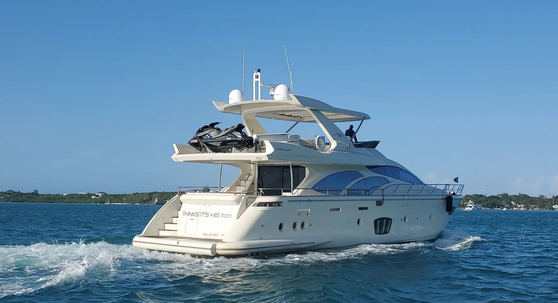 2008 Azimut flybridge