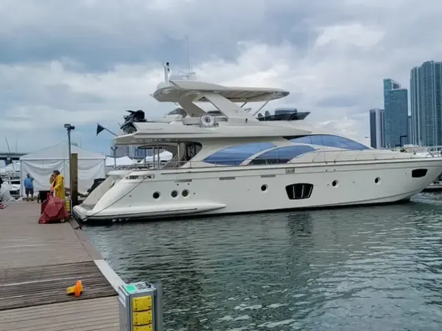 Azimut Flybridge