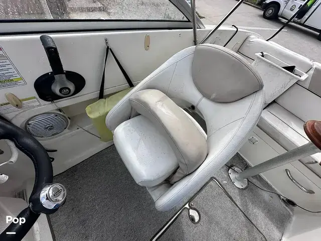 Bayliner 642 Overnighter