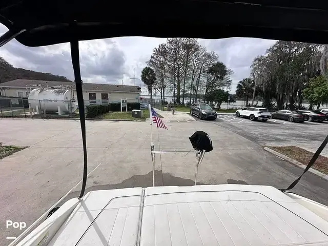 Bayliner 642 Overnighter