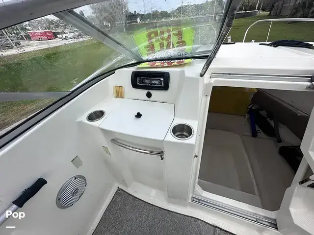 Bayliner 642 Overnighter