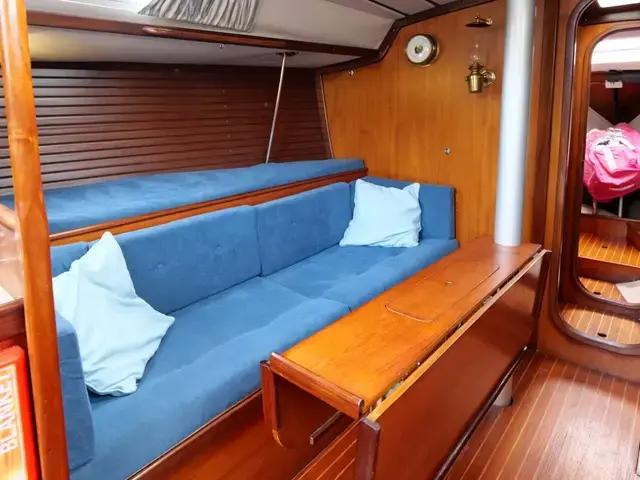 Beneteau First 35