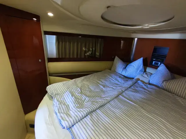 Fairline Targa 52