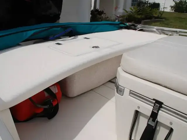 Mako 17 Pro Skiff