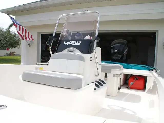 Mako 17 Pro Skiff