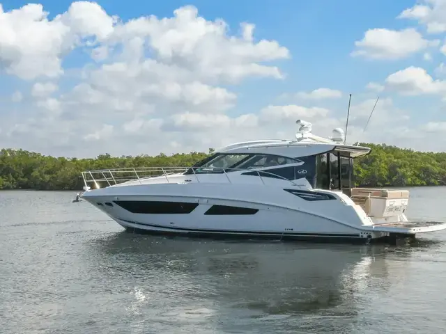 Sea Ray 470 Sundancer