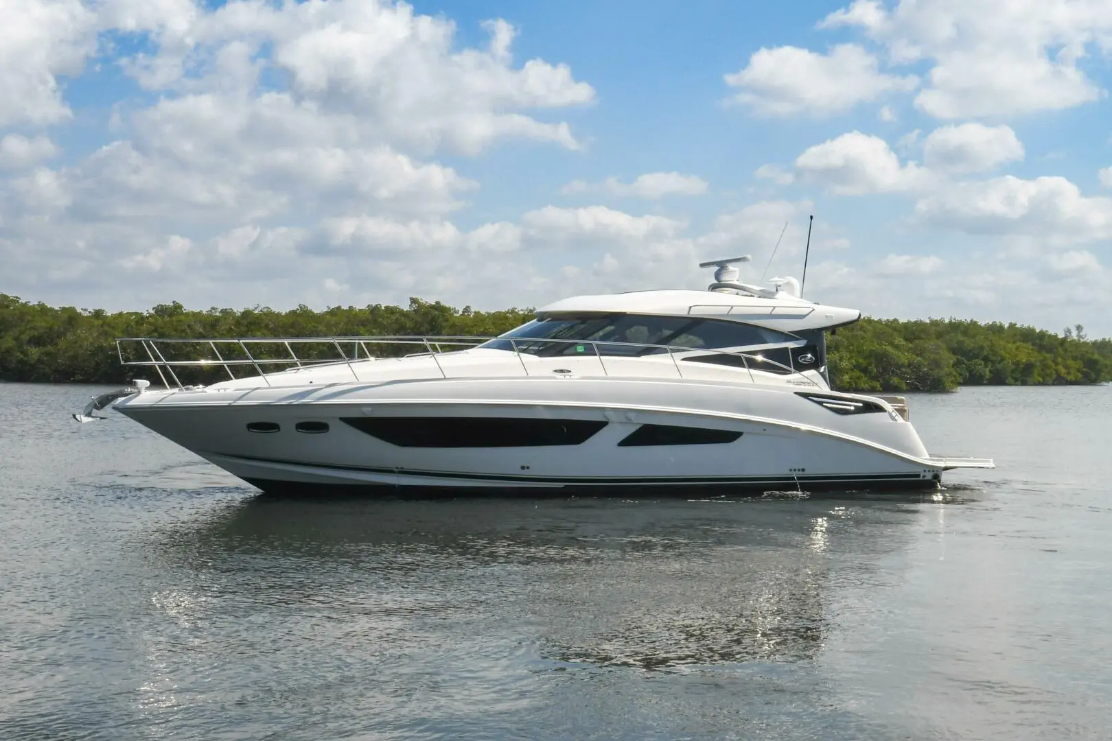 2016 Sea Ray 470 sundancer