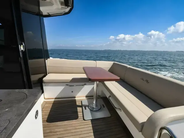 Sea Ray 470 Sundancer