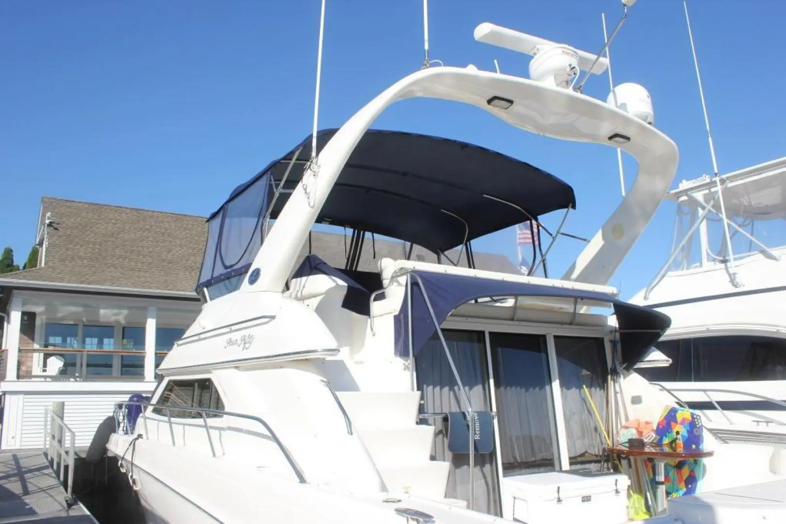 2002 Sea Ray 450 express bridge